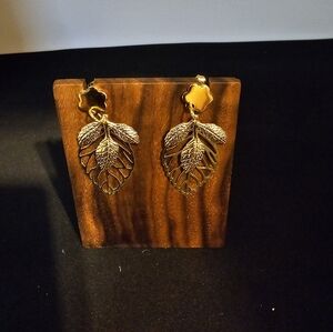 Golden leaf earrings